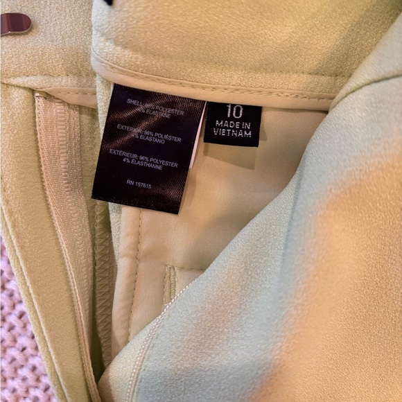 Tahari Crepe Belted jacket with matching crepe classic pants - Picture 10 of 11